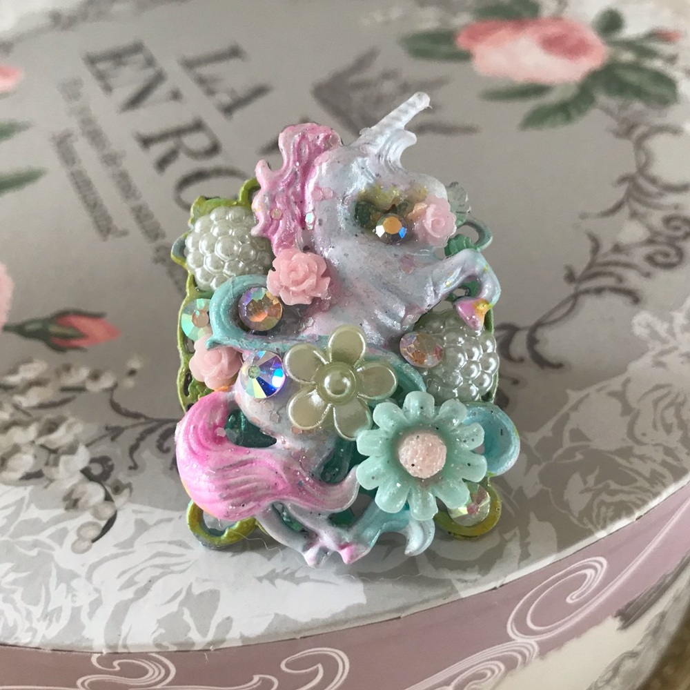 Unicorn ring